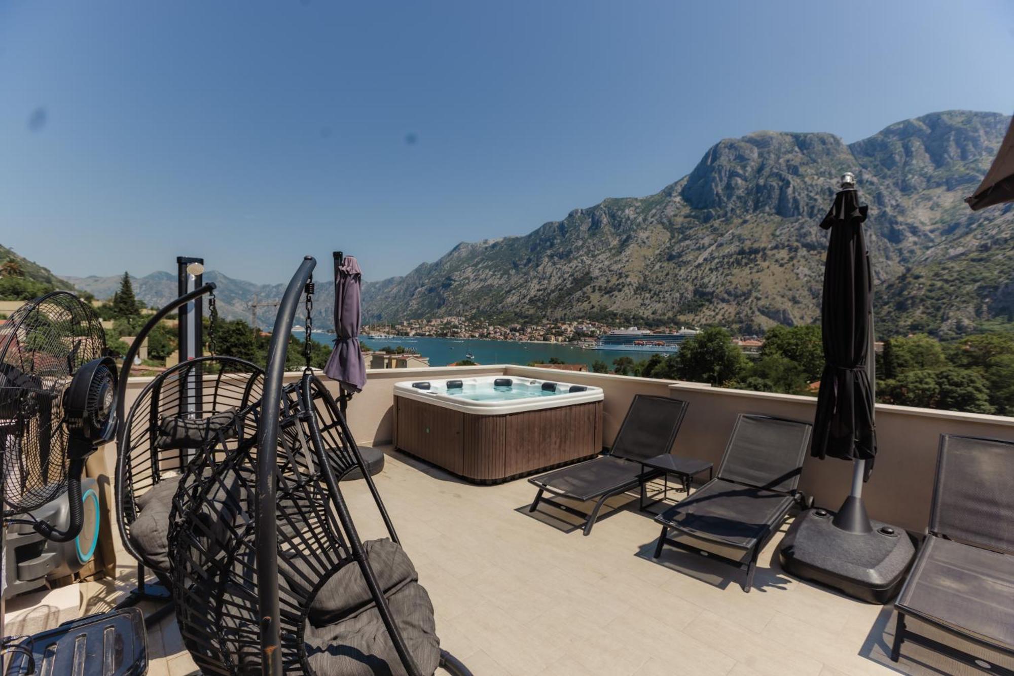 Marea Deluxe Apartments Kotor Exterior photo
